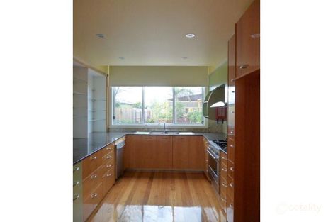 Property photo of 14 Mantaura Avenue Taylors Lakes VIC 3038