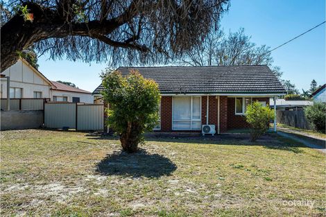 11 Pegus St, Thornlie, WA 6108