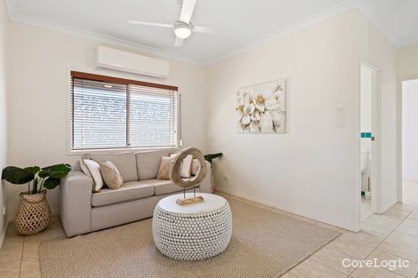 Property photo of 2 Flame Tree Crescent Carindale QLD 4152