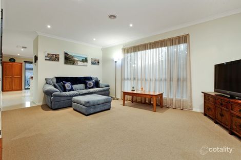 Property photo of 3 Bridlepath Drive Truganina VIC 3029