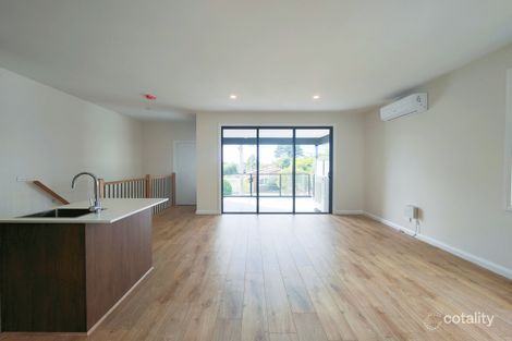 Property photo of 1/9 Hillview Avenue Rowville VIC 3178