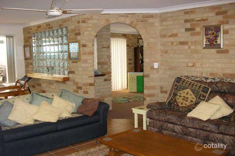 Property photo of 4 St Clair Place Cooloongup WA 6168