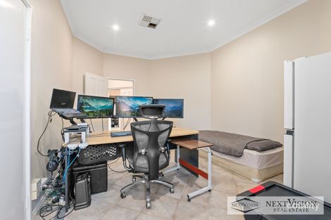 Property photo of 10 Rhodes Rise Coogee WA 6166