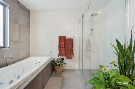 Property photo of 10 Hamelheath Way Newstead TAS 7250