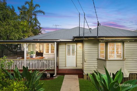 Property photo of 43 Longfellow Street Norman Park QLD 4170