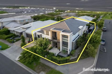 Property photo of 2 Tallrush Street Clyde North VIC 3978