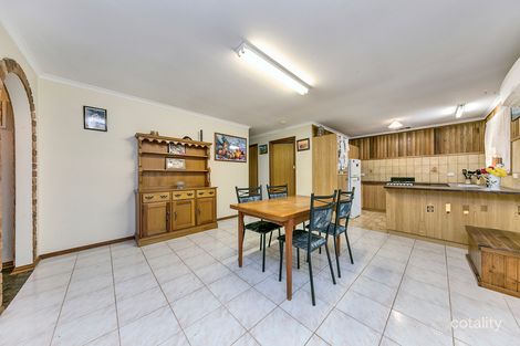 Property photo of 33 Jedna Close Craigmore SA 5114