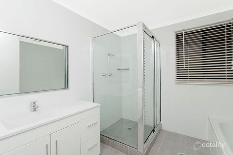 Property photo of 2 Bulcock Place Fadden ACT 2904