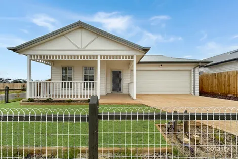 Property photo of 99 Crowlands Circuit Eynesbury VIC 3338