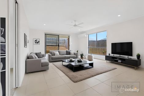 Property photo of 8 Windsor Street Flagstone QLD 4280