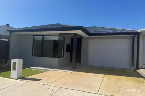 3 SPREADING RD, MICKLEHAM, VIC 3064