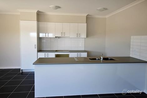 8/84 Albert Dr, Melton South, VIC 3338