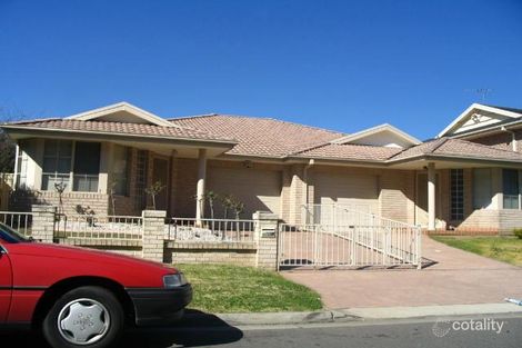 2/3 Mead Pl, Chipping Norton, NSW 2170