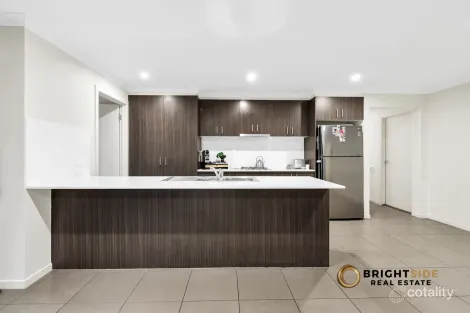 Property photo of 2 Grandstand Crescent Clyde North VIC 3978