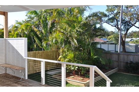 Property photo of 11 Crystal Street Forresters Beach NSW 2260