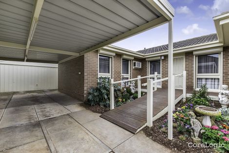 Property photo of 6 Orana Place Melton West VIC 3337