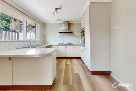 Property photo of 59 Girvan Circuit Endeavour Hills VIC 3802