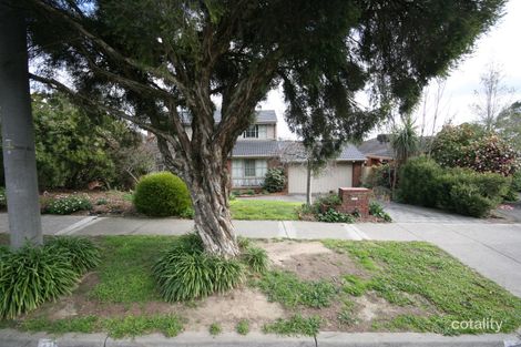 11 Narr-Maen Dr, Croydon Hills, VIC 3136