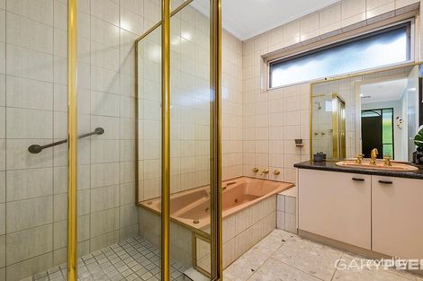 2/11 Pental Rd, Caulfield North, VIC 3161