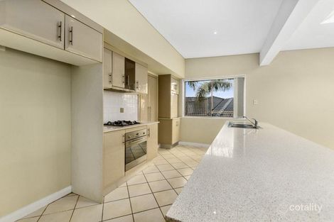 Property photo of 23 Yarle Crescent Flinders NSW 2529