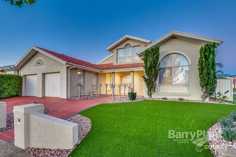 Property photo of 52 Tasman Crescent Taylors Lakes VIC 3038