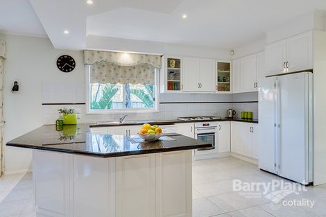 Property photo of 52 Tasman Crescent Taylors Lakes VIC 3038