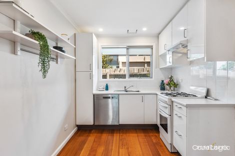 Property photo of 2/90 Middlesex Road Surrey Hills VIC 3127