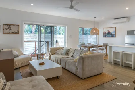 Property photo of 6/6 Canowindra Court South Golden Beach NSW 2483
