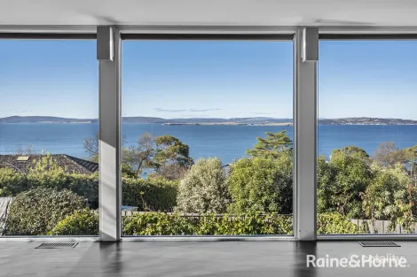 Property photo of 4 Baringa Road Taroona TAS 7053