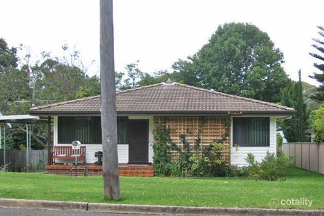 33 Frost Pde, Balgownie, NSW 2519