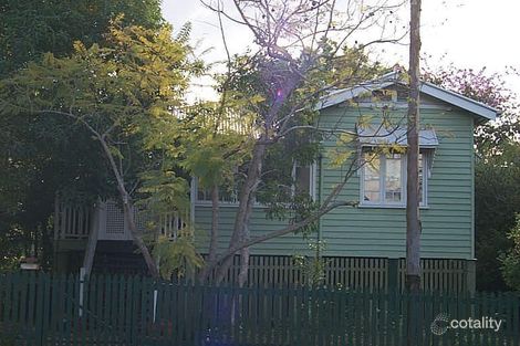 25 Clara St, Corinda, QLD 4075