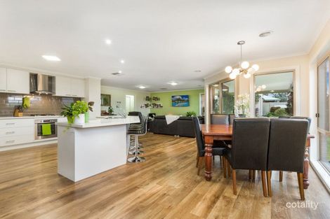 Property photo of 6 Alison Boulevard Epsom VIC 3551