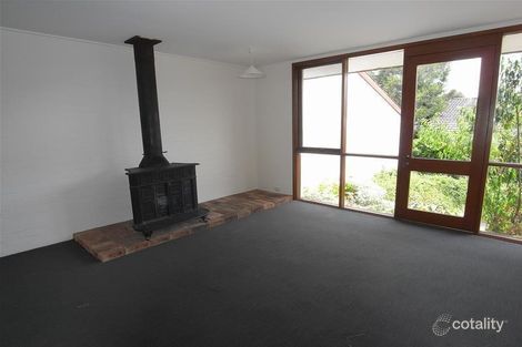 Property photo of 12 Epenarra Close Hawker ACT 2614