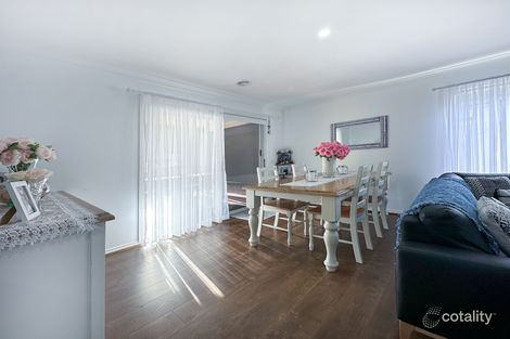Property photo of 6 Weebar Road Drouin VIC 3818