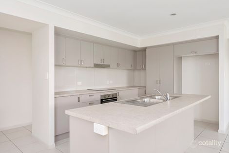 Property photo of 6 Whitehaven Way Mount Low QLD 4818