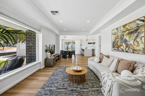Property photo of 1 Rutherford Road Dianella WA 6059
