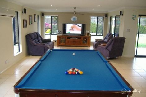 8 Springwood Ave, Pacific Pines, QLD 4211