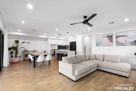 Property photo of 39 Cressy Street Werribee VIC 3030