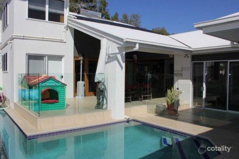 10 Bayswater Ct, Sandstone Point, QLD 4511