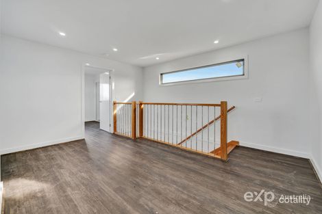 Property photo of 12 Croydon Avenue Deer Park VIC 3023