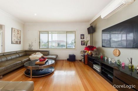 Property photo of 31 Erica Avenue St Albans VIC 3021