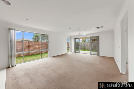 Property photo of 48 Emerson Drive Truganina VIC 3029
