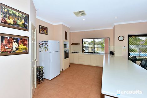 Property photo of 10 Midsummer Circle Pinjarra WA 6208