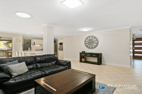 Property photo of 2 Champions Court Connolly WA 6027