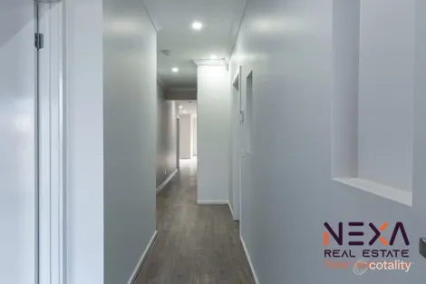 Property photo of 11 Arnaud Loop Wollert VIC 3750