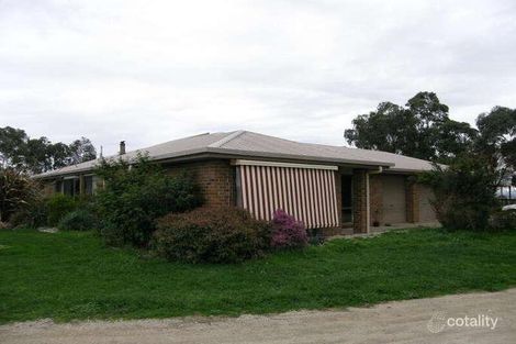 70 Restlee Dr, Nyora, VIC 3987