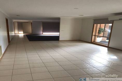 Property photo of 13 Naples Way Pakenham VIC 3810