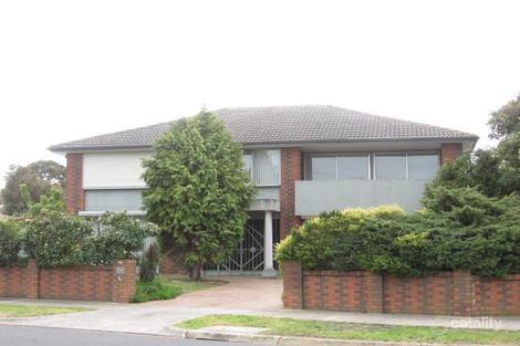 37 Cambridge Dr, Glen Waverley, VIC 3150
