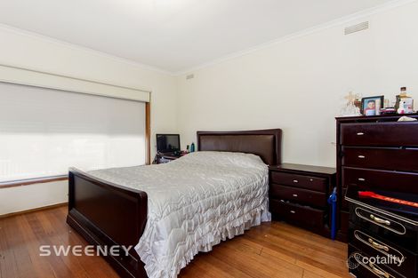 Property photo of 18 Camara Street St Albans VIC 3021