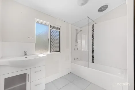 Property photo of 1364 Calliope River Road Yarwun QLD 4694